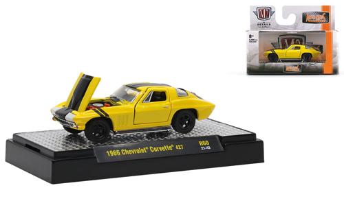 1966 Chevrolet Corvette 427 Scale Model 1:64 M2 Machines