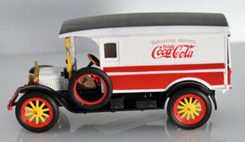 1920 White Van (Coca Cola) Scale Model 1:32 Motor City Classics Red/White