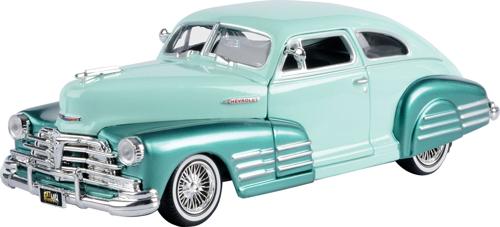 1948 Chevy Aerosedan Fleetline Scale Model 1:24 Motormax Green