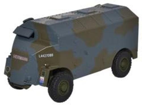 Dorchester ACV Scale Model 1:76 Oxford Green Army Camoflage