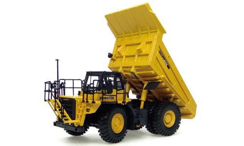 Komatsu HD605 Scale Model 1:50 Universal Hobbies Yellow
