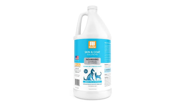 Nootie Sweet Pea & Vanilla Pet Shampoo in 3.78L, enriched with jojoba oil for moisturizing and repairing coats.