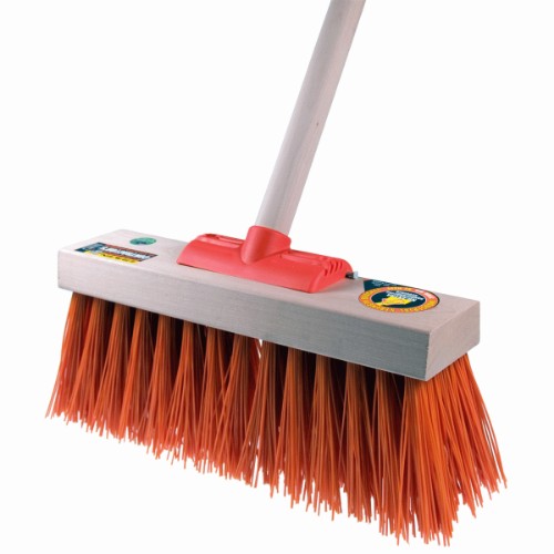 Durable RAVEN Broom 355mm with hard bristles, ideal for efficient cleaning in gardens and construction sites.