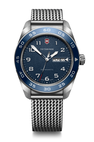 Watch - VICTORINOX Swiss Army 42mm SS Bracelet Blue Dial