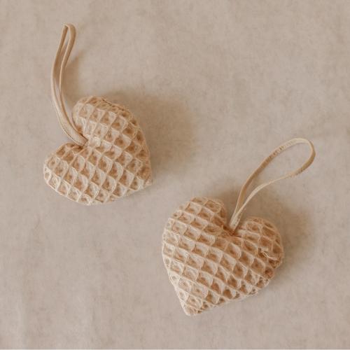 Akiiko Piqué Waffle PUffy Heart Charm - Large
