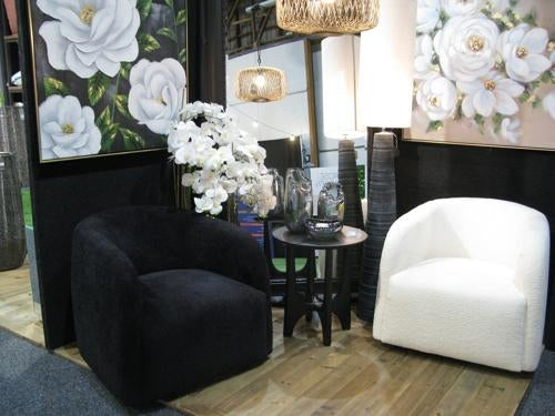 Casper Swivel Chair in Boucle Black