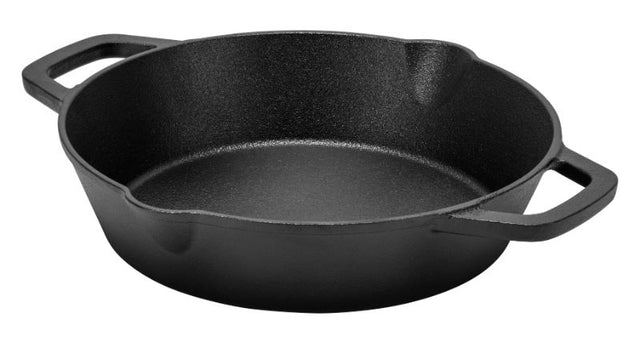 27cm Pyrolux Pyrocast Chef Pan in pre-seasoned cast iron, ideal for versatile cooking and perfect heat retention.