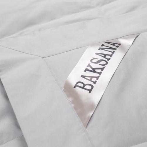 Baksana - Luxury Espresso Coverlet  - 30/70 - Silver - Single / King SIngle