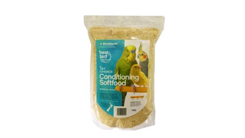 Softbird food mix for all birds, featuring wheat, soya protein, and vitamins; easy to prepare for daily feeding.