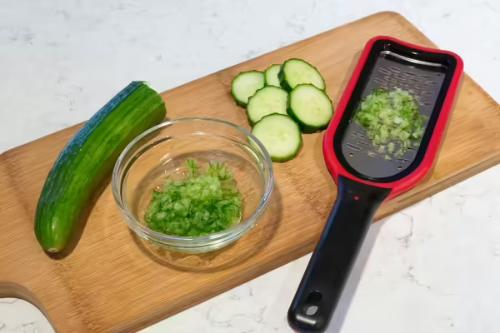 Microplane - Select Series - Medium Ribbon Grater Red