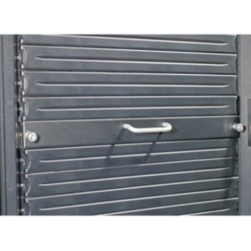 APC by Schneider Electric 1U 19" Black Modular Toolless Blanking Panel (Black)
