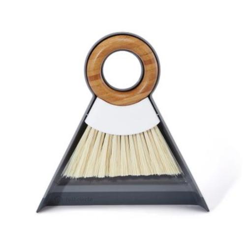 TinyTeam Mini DustpanBrush Whte FC14608W