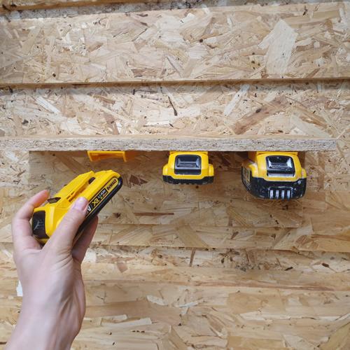 STEALTHMOUNTS Battery Mount for Dewalt