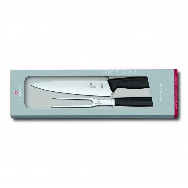 Victorinox Swiss Classic 2-piece carving set with ergonomic handles, featuring a 19 cm knife and 15 cm fork for precise slicing.