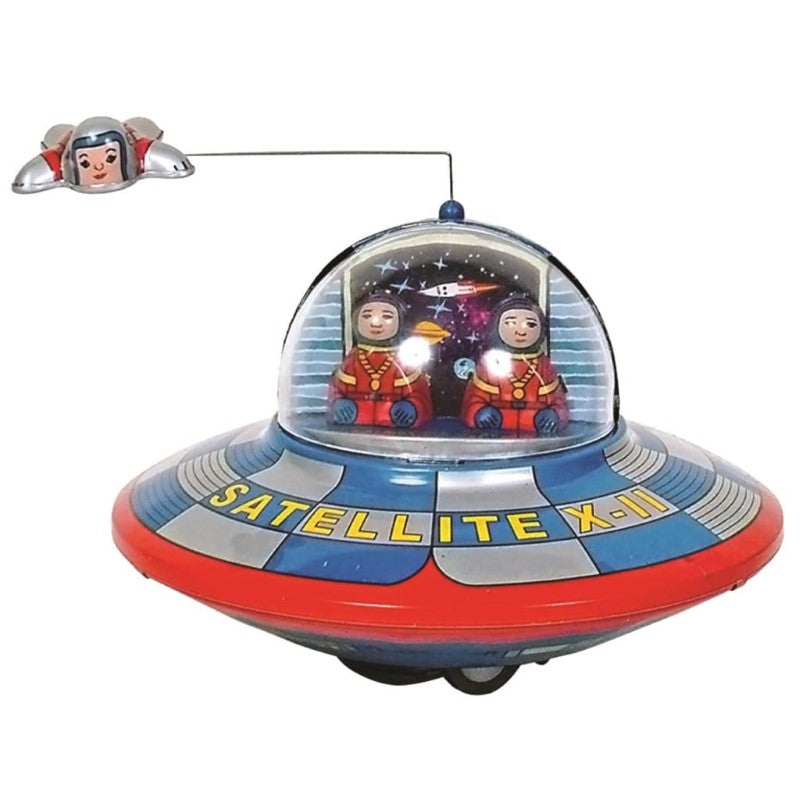 DAKOTA SATELLITE SPACE SHIP