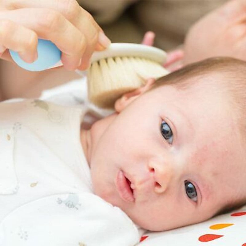 CHICCO BRUSH AND COMB - LIGHT BLUE