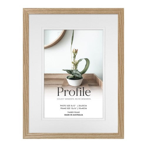 Elegant Deluxe Natural Oak Photo Frame - Type 1
