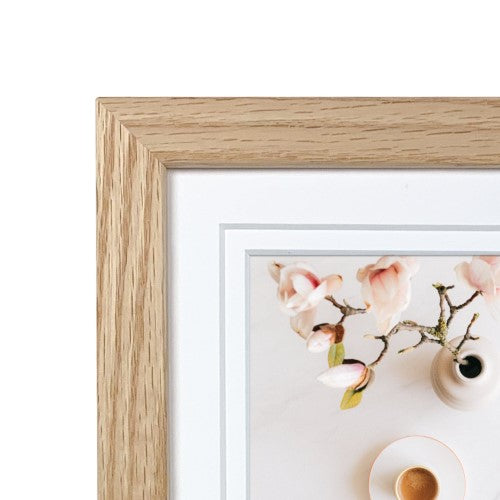 Elegant Deluxe Natural Oak Photo Frame - Type 4