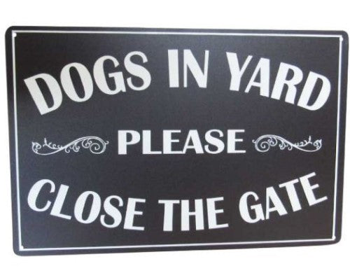 Wall Art Tin - Dogs in Yard