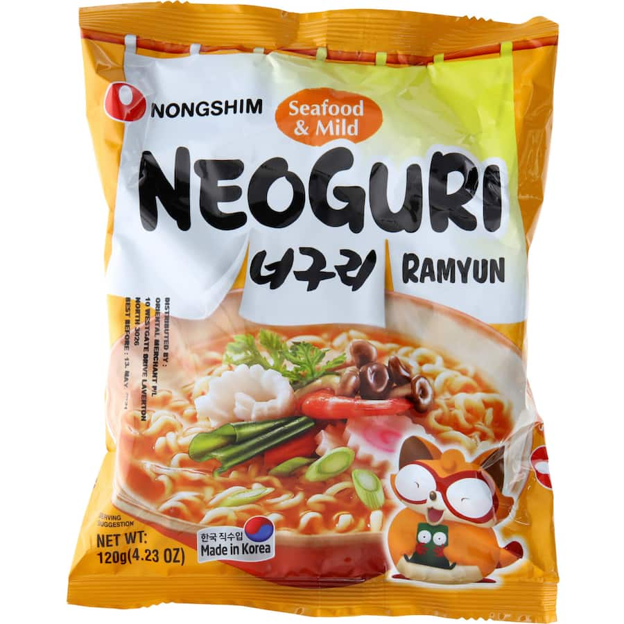 Thick, chewy Neoguri udon noodles in a mild seafood broth, perfect for comforting and flavorful meals at home.