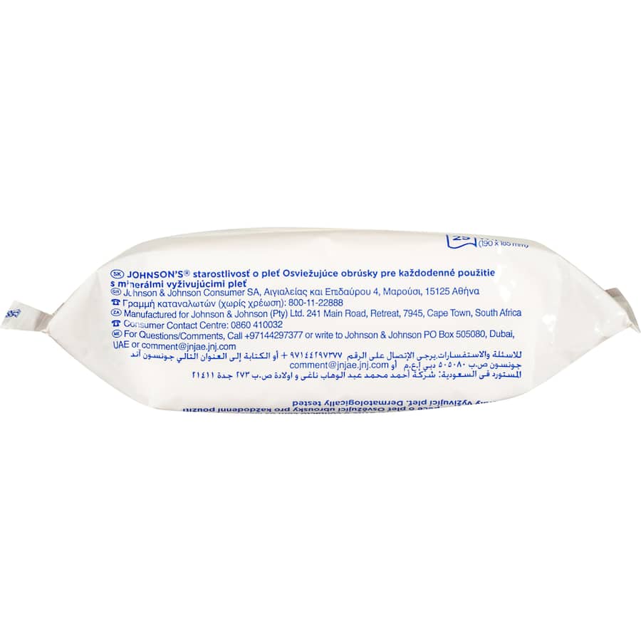 Johnson's Facial Wipes Cleansing 3 In 1: gentle wipes for normal skin that remove makeup, hydrate, and refresh without rubbing.