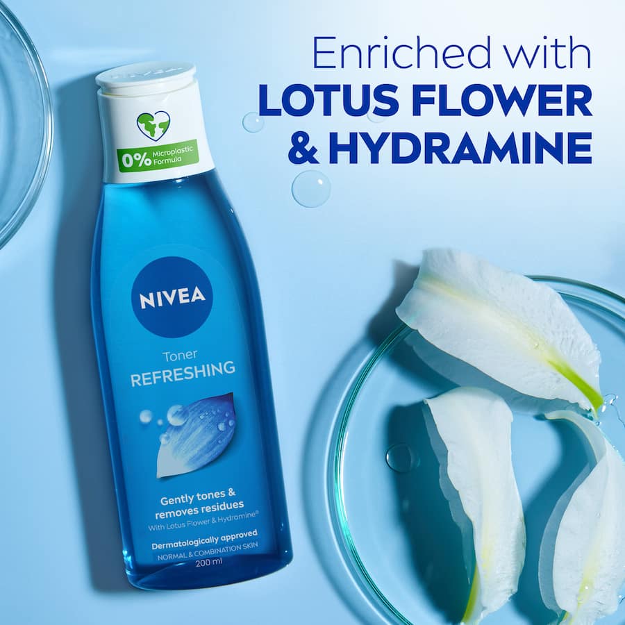 Refreshing NIVEA Toner with Lotus Flower and Vitamin E for deep cleansing and hydration, suitable for normal and combination skin.