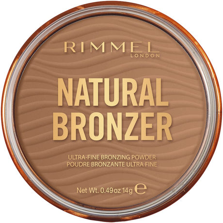 Rimmel Natural Bronzer Sunbronze 002, a velvety bronzing powder for a sun-kissed glow and easy contouring on all skin types.