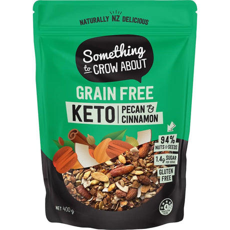 Handcrafted Keto muesli with pecans and cinnamon, rich in protein and low in carbs, ideal for healthy breakfasts.