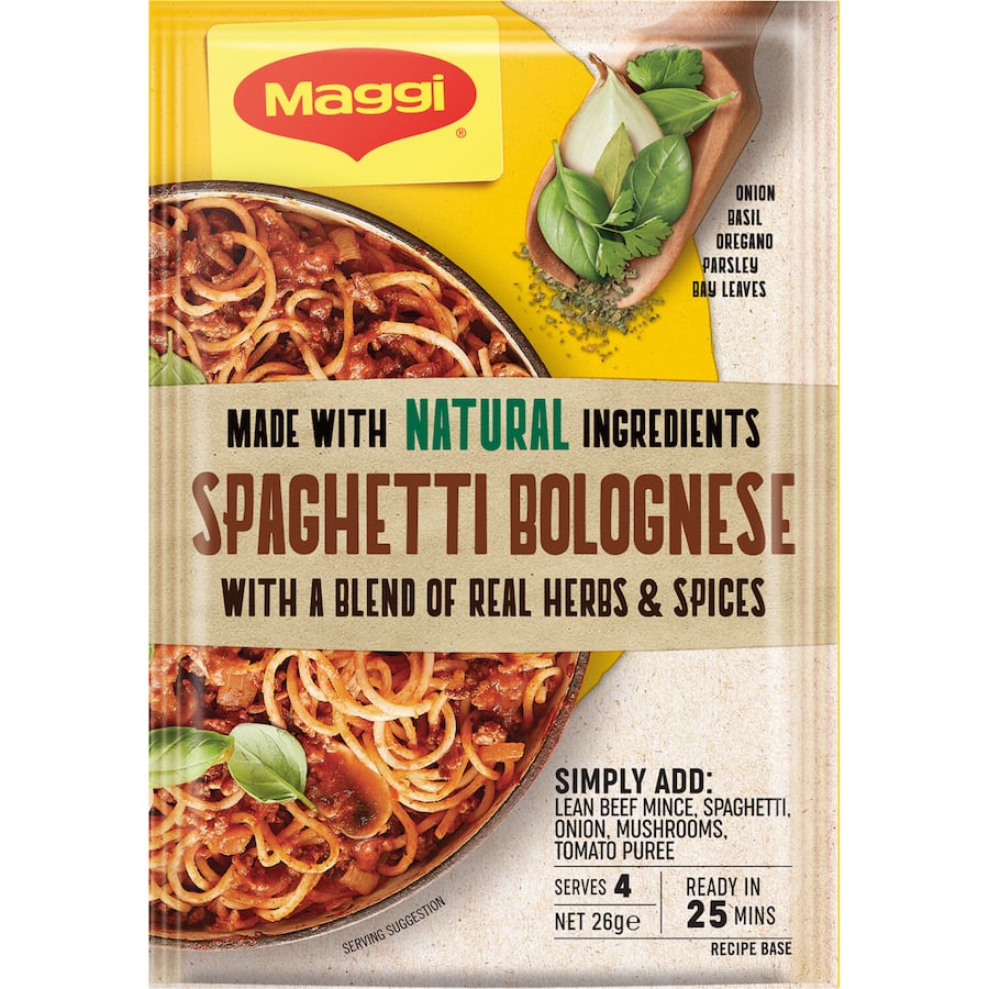 Maggi Recipe Base Bolognese: gourmet tomato and herb sauce for quick, hearty Italian meals like pasta and lasagna.