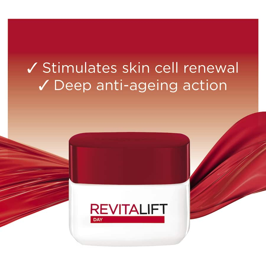 L'Oréal Paris Revitalift Anti-Wrinkle Cream, an extra-firming day cream for youthful, smoother skin with pro-retinol and fibrelastyl.