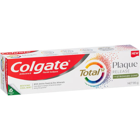 Colgate Total Plaque Release Toothpaste in Reviving Cool Mint for stronger gums and fresh breath in a recyclable tube.