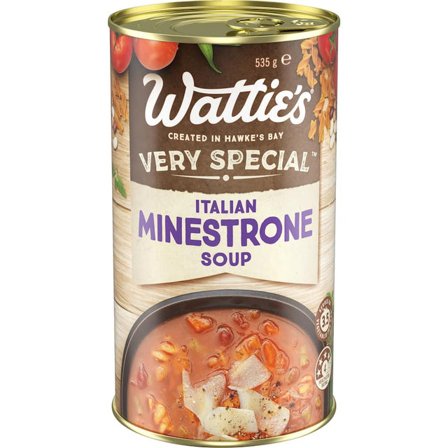 Canned Italian minestrone soup with fresh veggies, beans, and pasta, low-fat and no artificial ingredients.