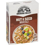 A delicious blend of oats, almonds, cashews, and seeds, perfect for a nutritious breakfast or snack.