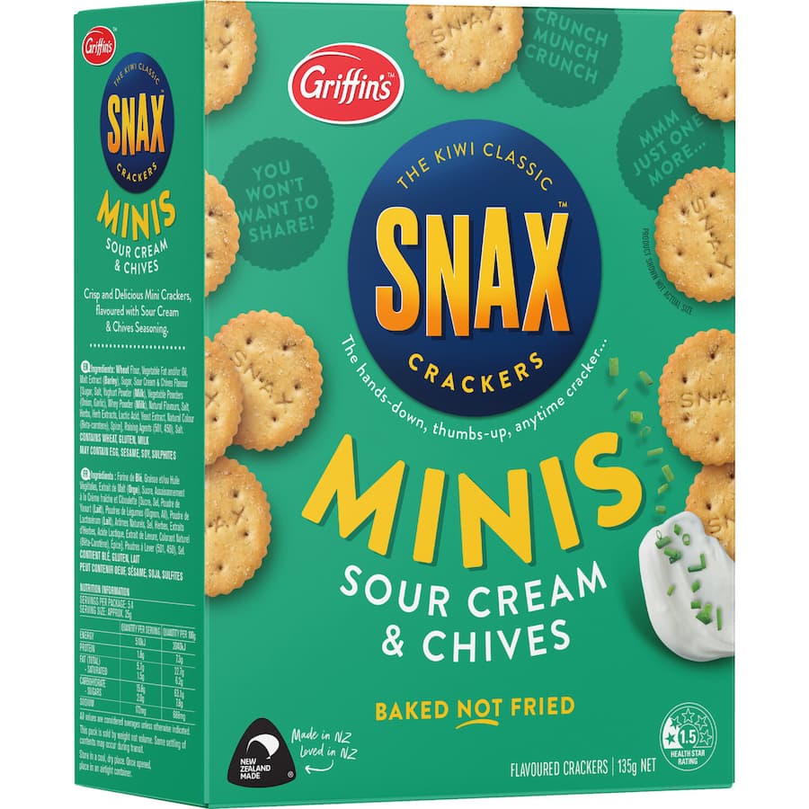 Bite-sized Griffin's Snax crackers with sour cream and chives, perfect for on-the-go snacking and gatherings.