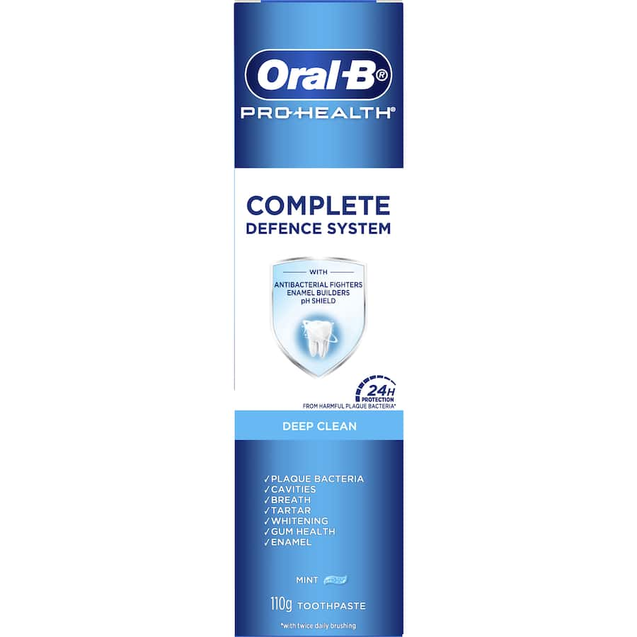 Oral-B Pro Health Toothpaste for deep clean and gum protection, featuring dissolving micro-particles and invigorating mint flavor.