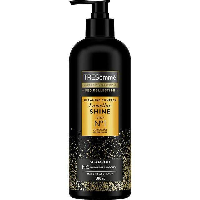 TRESemme Shampoo Lamellar Shine: a nourishing formula for ultra-glossy, healthy-looking hair, suitable for all hair types.