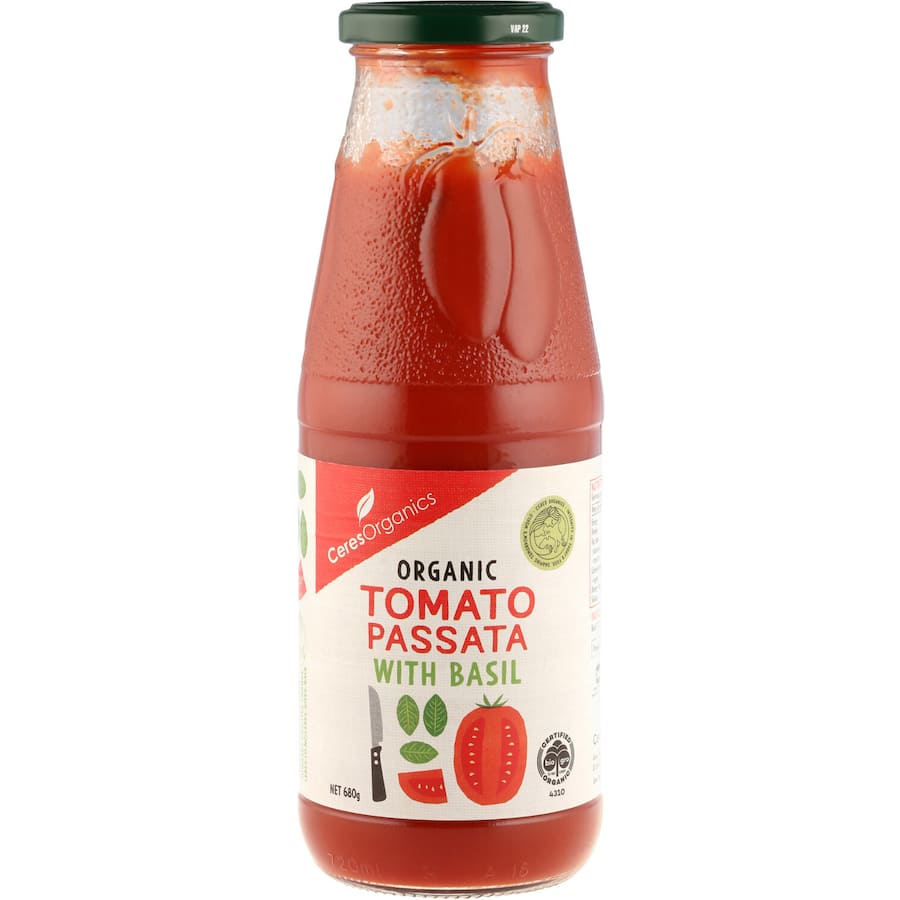 Organic tomato puree infused with basil, ideal for pasta, soups, and stews. No added sugars or thickeners.