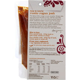 A convenient kit featuring aromatic spices and rich tomato sauce for authentic Rogan Josh curry at home.