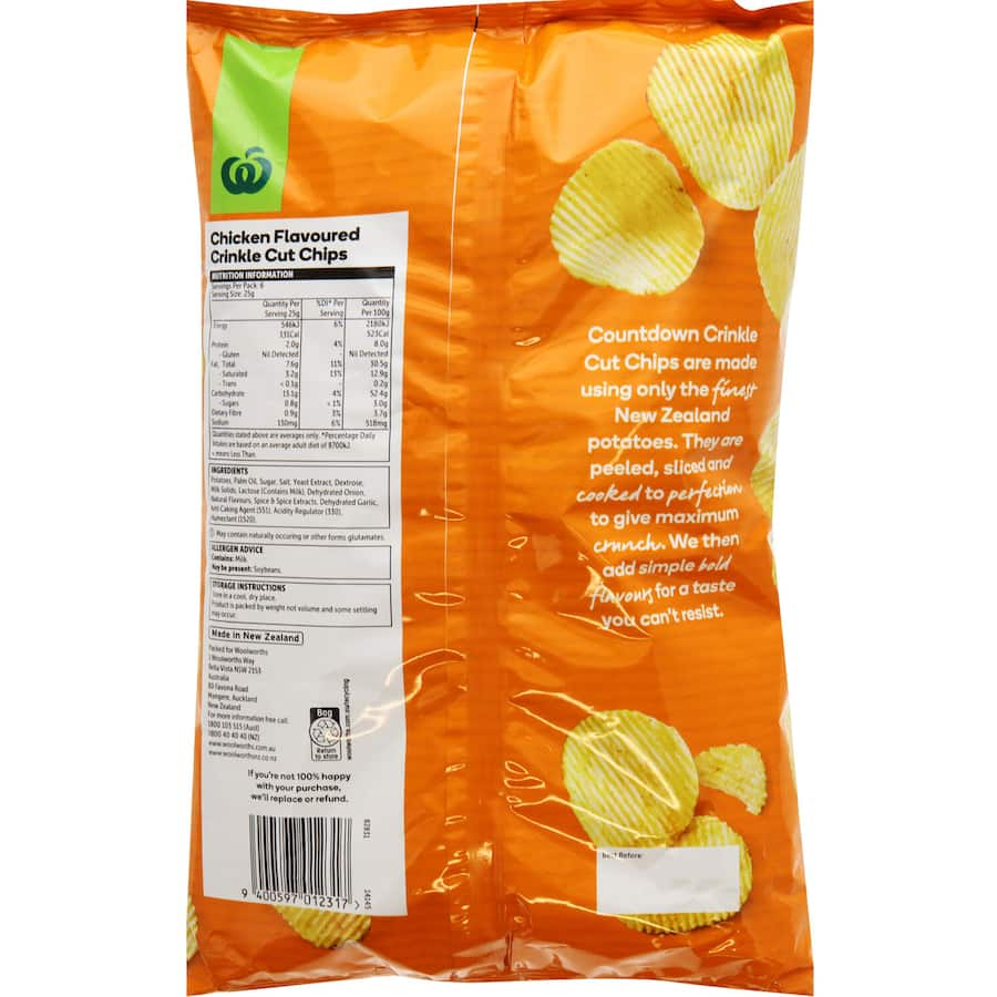 Crispy Woolworths Chicken Crinkle Cut Chips made from premium New Zealand potatoes, seasoned for an irresistible snack.