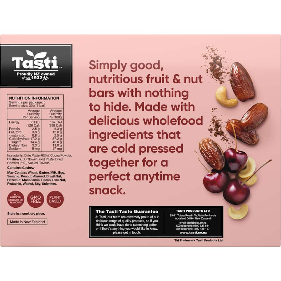 Tasti Made Simple Muesli Bars in Forest Berry flavor, featuring nutritious ingredients and bursting with natural sweetness.