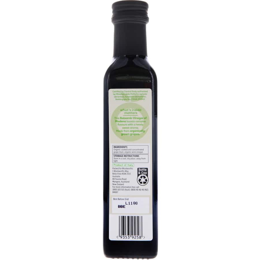 Macro Organic Balsamic Vinegar 4 Leaf in a bottle, showcasing rich flavors from organically grown Modena grapes.