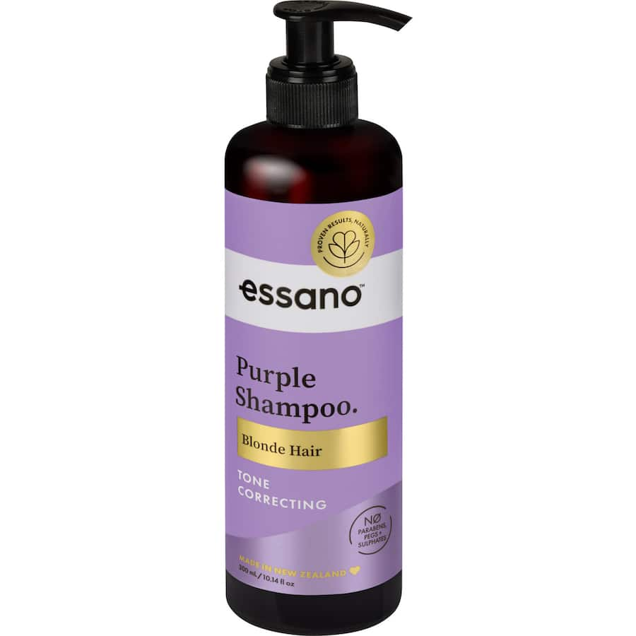 Essano Shampoo Blonde revitalizes and brightens blonde hair, neutralizing brassiness for vibrant, healthy locks.