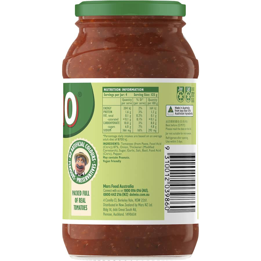 Dolmio Traditional Recipe Classic Tomato Pasta Sauce, made with sun-ripened tomatoes, vegan-friendly and no artificial ingredients.