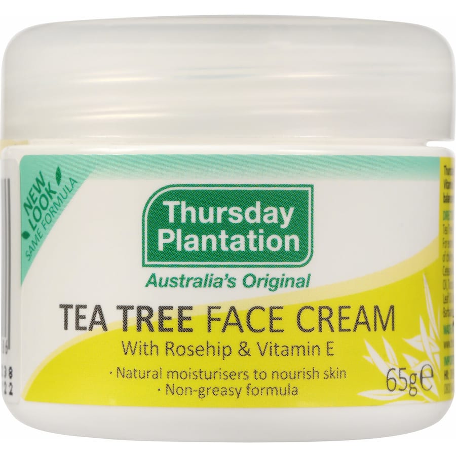 Lightweight day cream featuring tea tree oil, rosehip, and Vitamin E for clear, hydrated skin in all skin types.