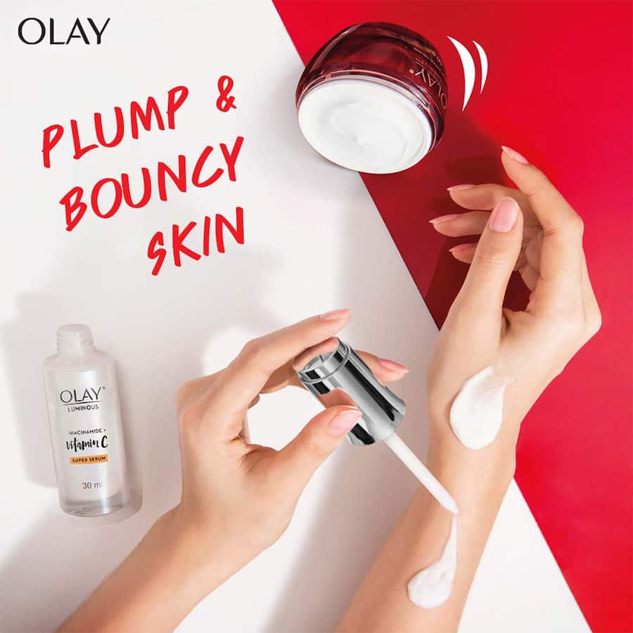 Olay Regenerist Microsculpting Night Face Cream for deep hydration, anti-aging, and firmer skin, suitable for all skin types.