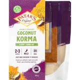 Patak's Simmer Sauce Korma Curry Kit, featuring whole spices and creamy sauce for easy, authentic Indian curry in 20 minutes.