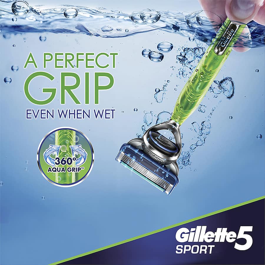 Gillette 5 Razor Blades Sport with five anti-friction blades for a close, comfortable shave, ideal for sensitive skin.