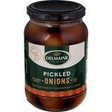 Large, crunchy pickled onions in dark sweet and sour brine, perfect for enhancing sandwiches, charcuterie, and traditional meals.