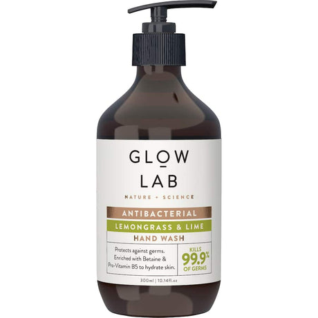 Antibacterial hand wash in Lemongrass & Lime, enriched with vitamins, protects against 99.9% of germs and hydrates skin.