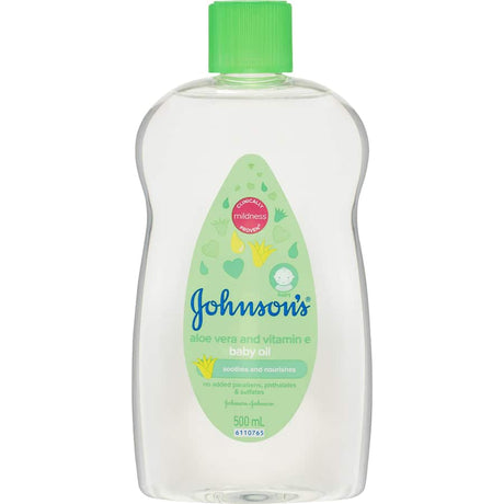 Johnson's Baby Oil Aloe Vera, a moisturizing oil for babies, nourishes skin with Aloe Vera and Vitamin E while locking in moisture.
